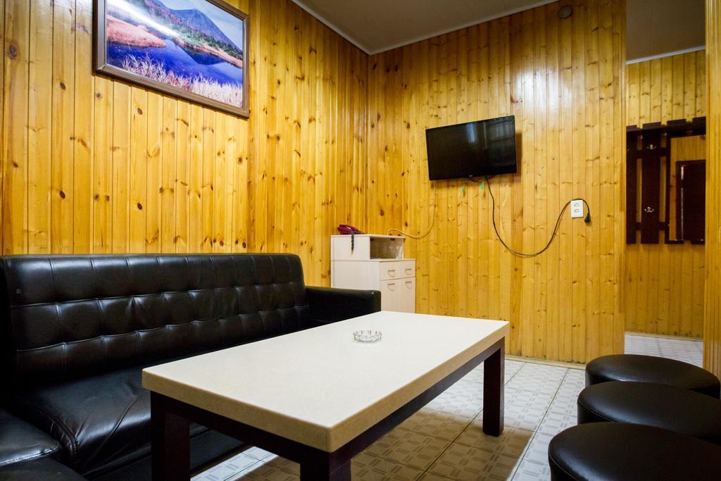 Diar Hotel Atyraū エクステリア 写真